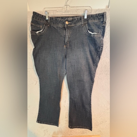 Riders by Lee Women’s Plus Size 24WP Bootcut Jeans Dark Wash Stretch Denim - Picture 1 of 7